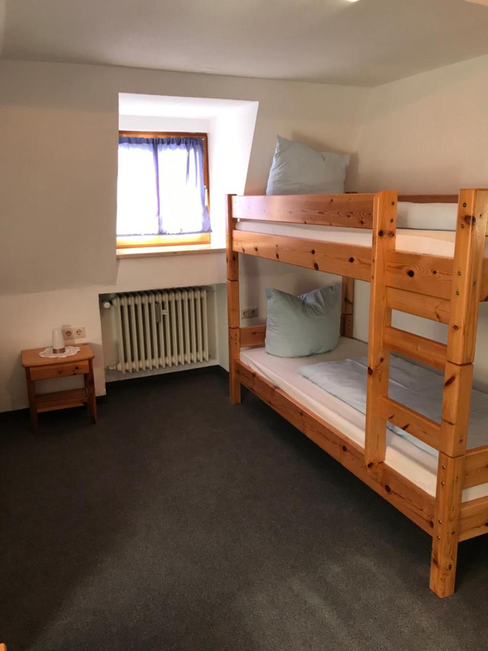 Hotel Guntia Boardinghouse Guntzbourg Extérieur photo